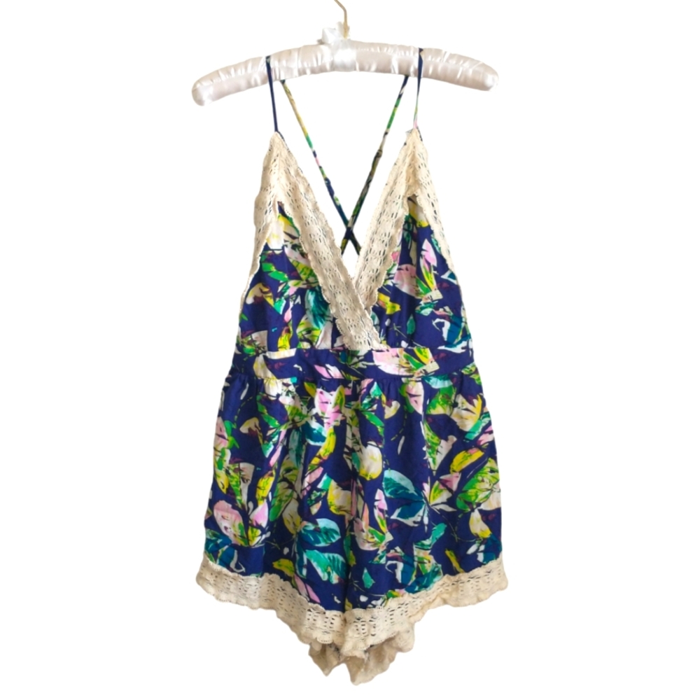 Forever 21 Navy Floral Lace-Trim Romper